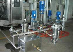 High-pressure-water-pump-and-filter-system.JPG